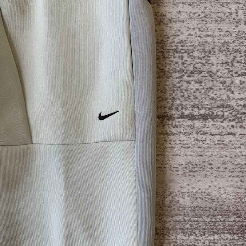 Calça Nike Tech Fleece Pro Cinza