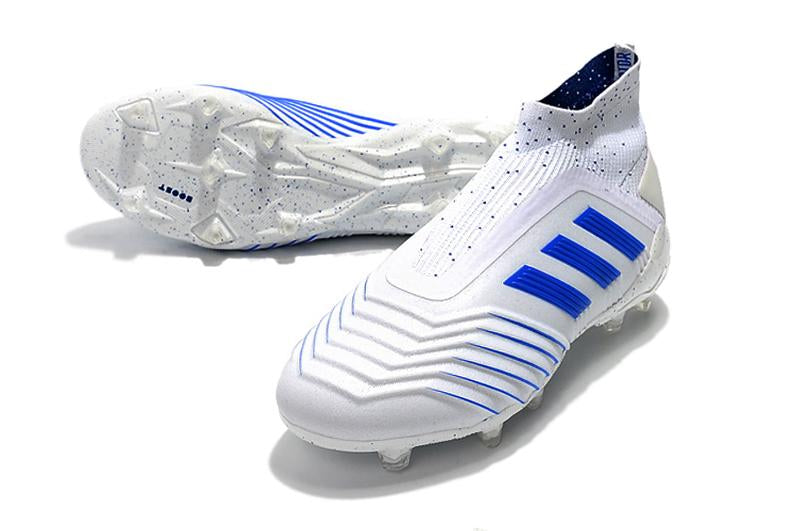 Chuteira Predator 19 Campo–Clássico