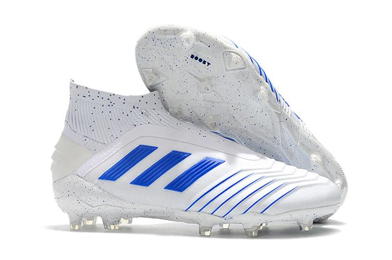 Chuteira Predator 19 Campo–Clássico