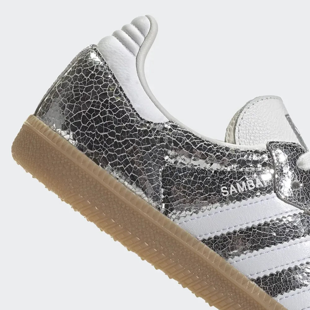SAMBA OG Silver Metallic Cracked Leather–Confortável