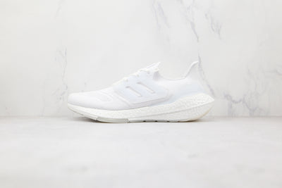 Adidas UltraBoost 22 Triple White