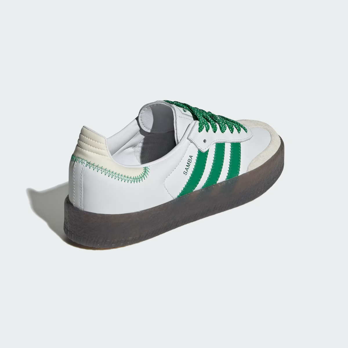 SAMBAE VERDE COM BRANCO–Branco Clean
